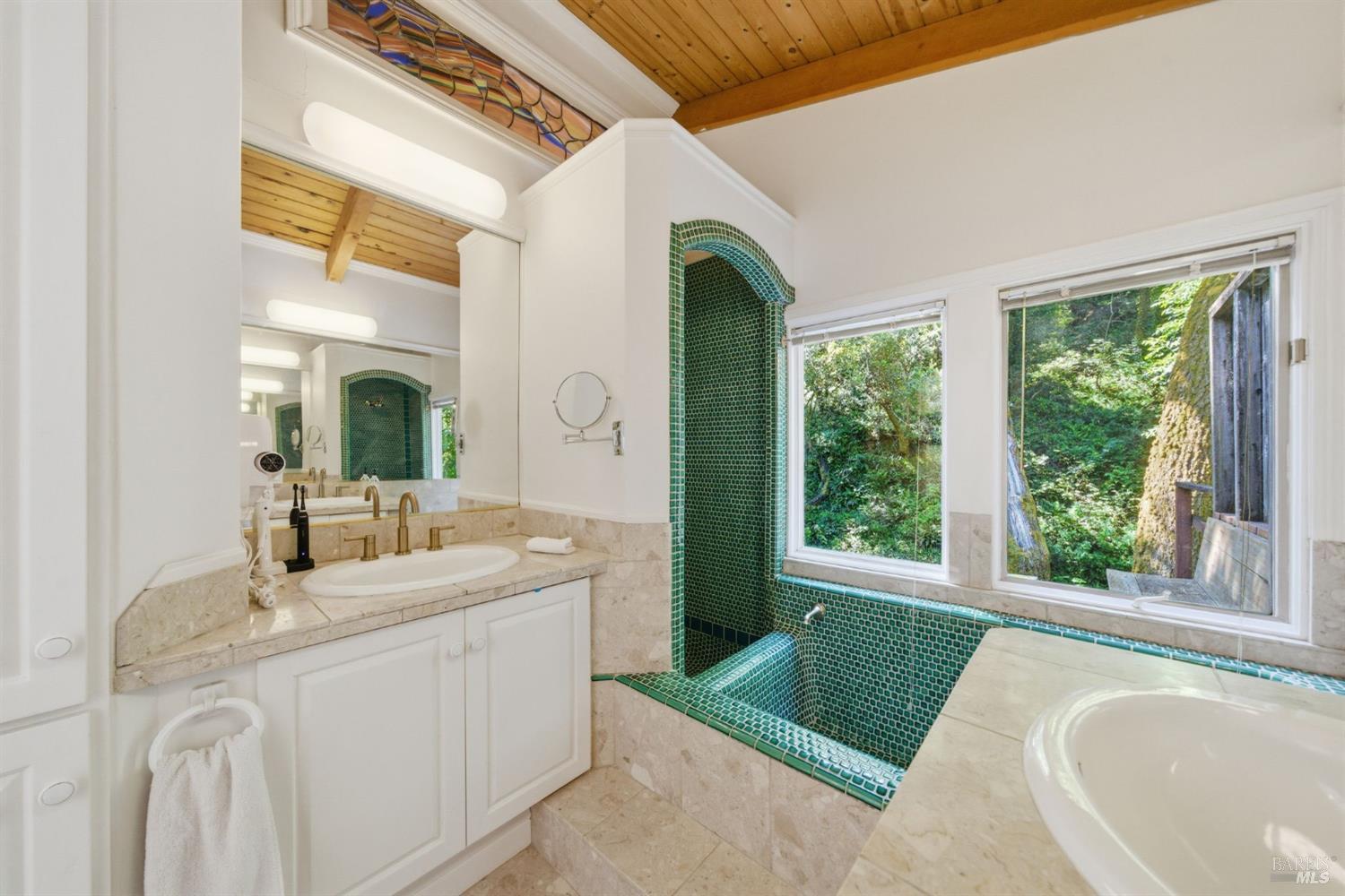 6661 Sir Francis Drake Boulevard Forest Knolls CA 94933