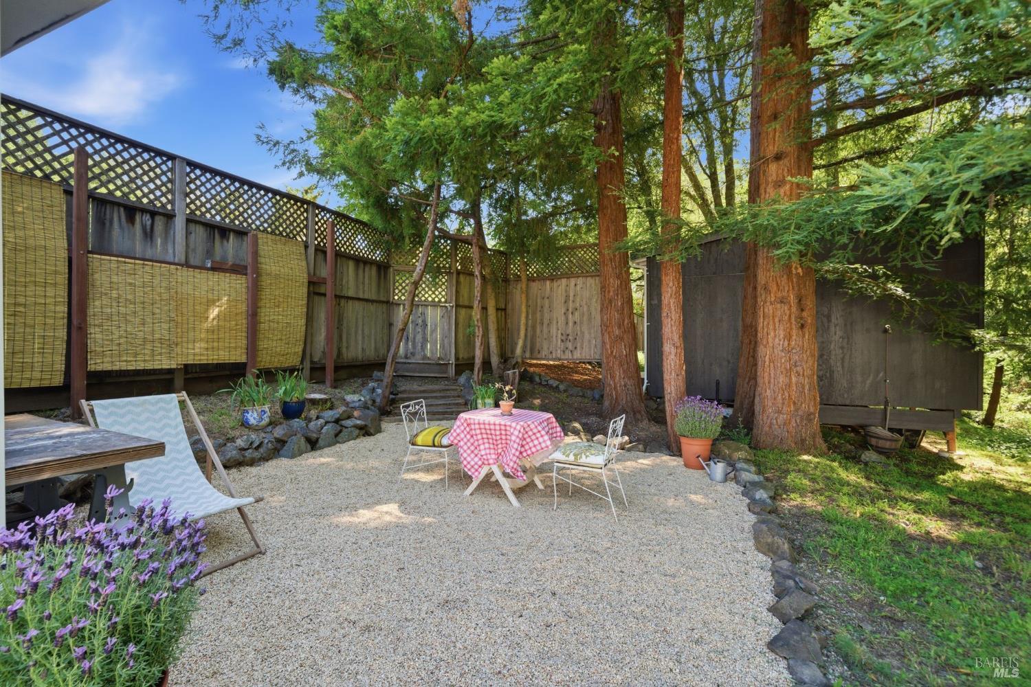 6661 Sir Francis Drake Boulevard Forest Knolls CA 94933