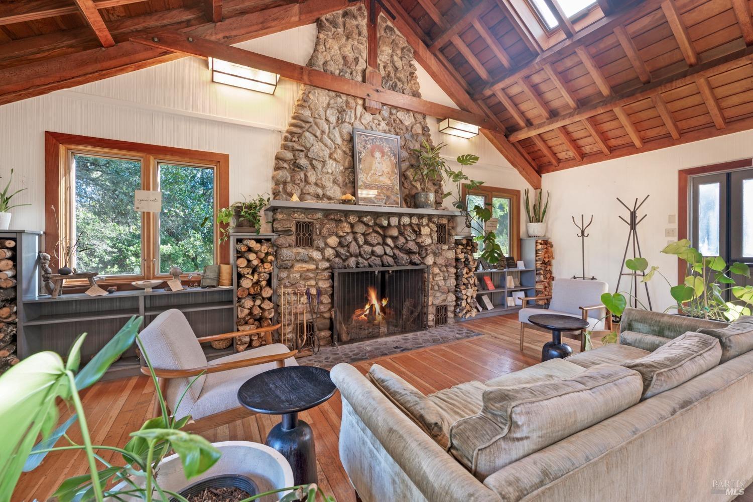 18501 Van Zandt Resort Road Philo CA 95466