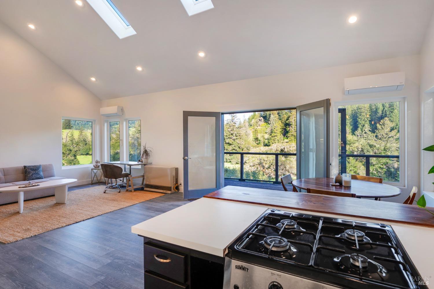 18501 Van Zandt Resort Road Philo CA 95466