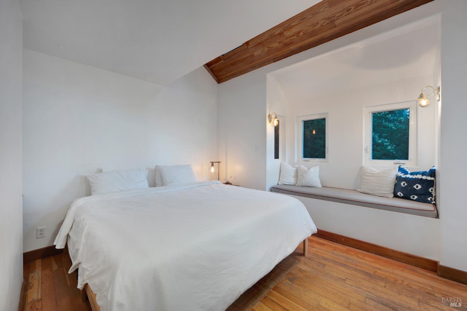 18501 Van Zandt Resort Road Philo CA 95466