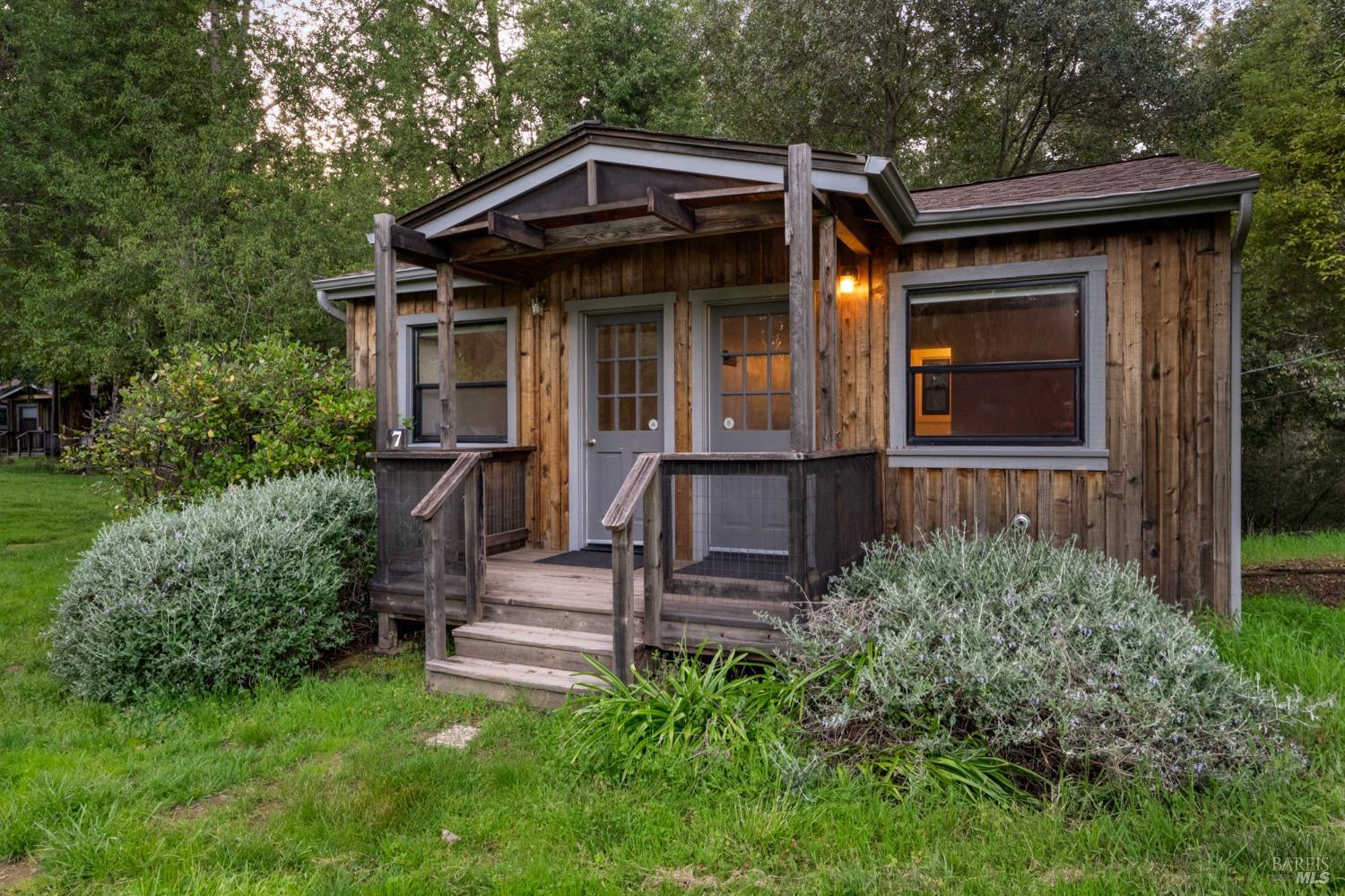 18501 Van Zandt Resort Road Philo CA 95466
