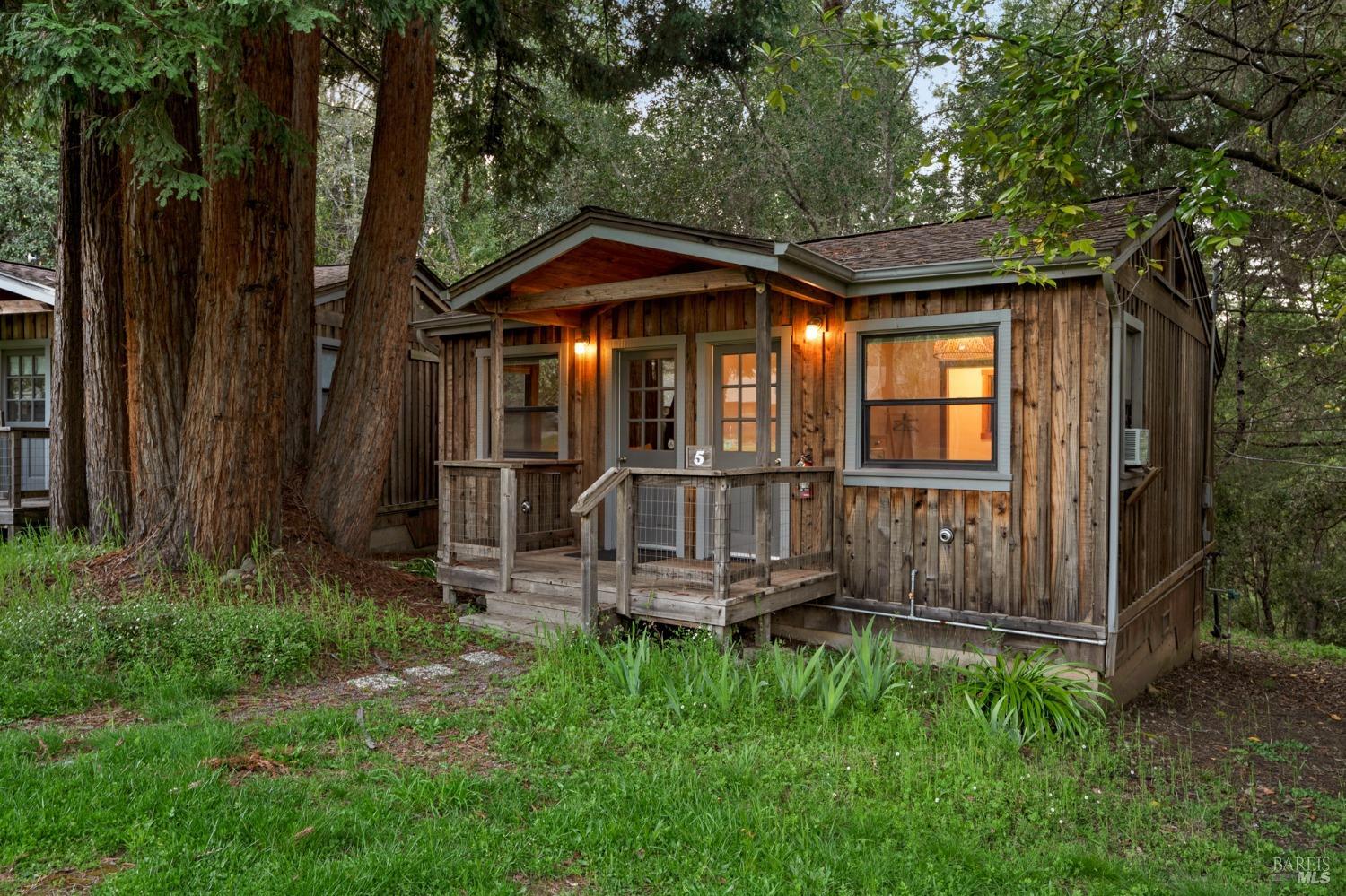 18501 Van Zandt Resort Road Philo CA 95466