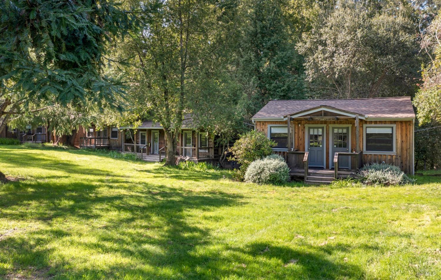 18501 Van Zandt Resort Road Philo CA 95466