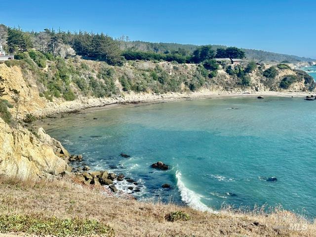 46400 Iversen Drive Gualala CA 95445