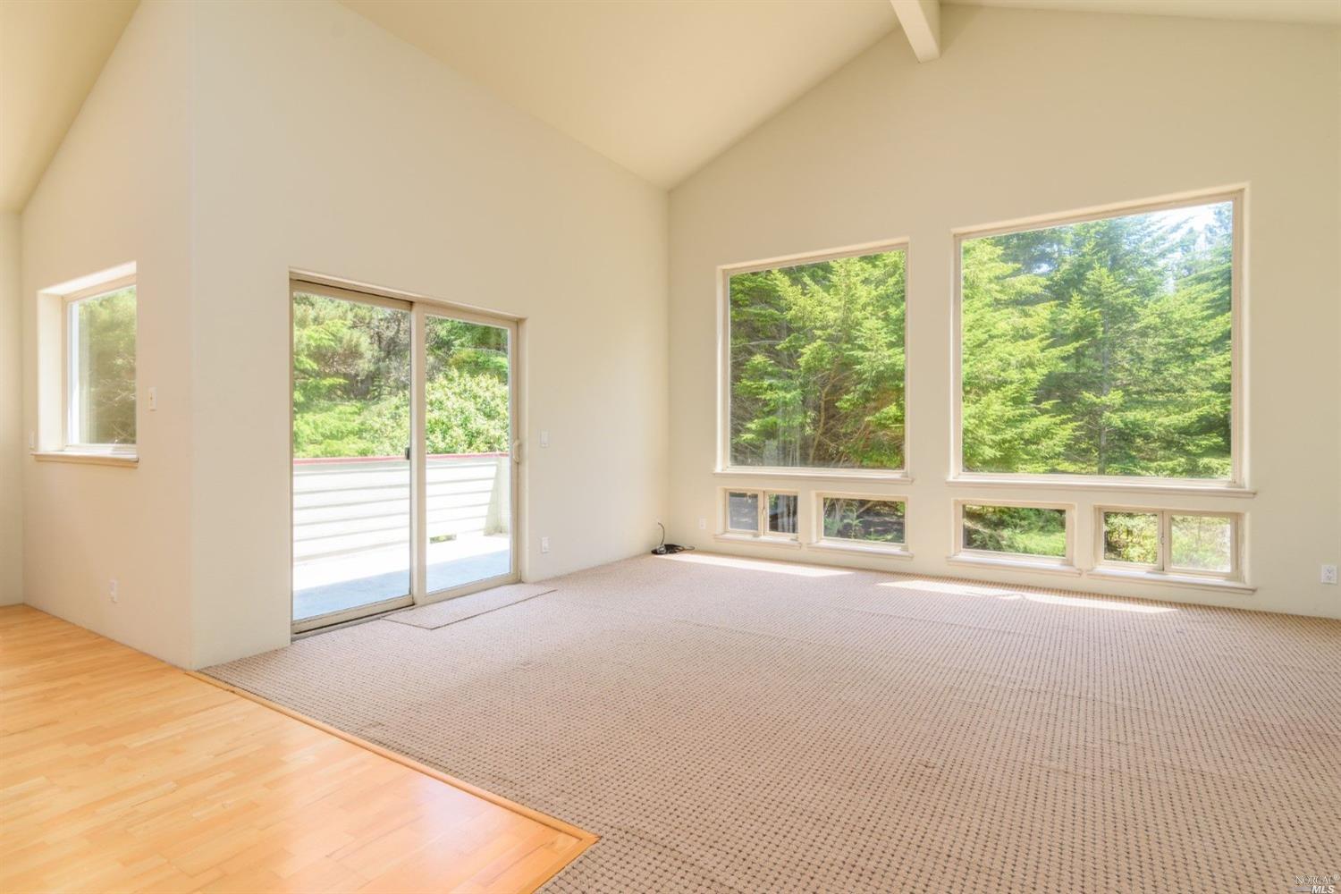 46400 Iversen Drive Gualala CA 95445