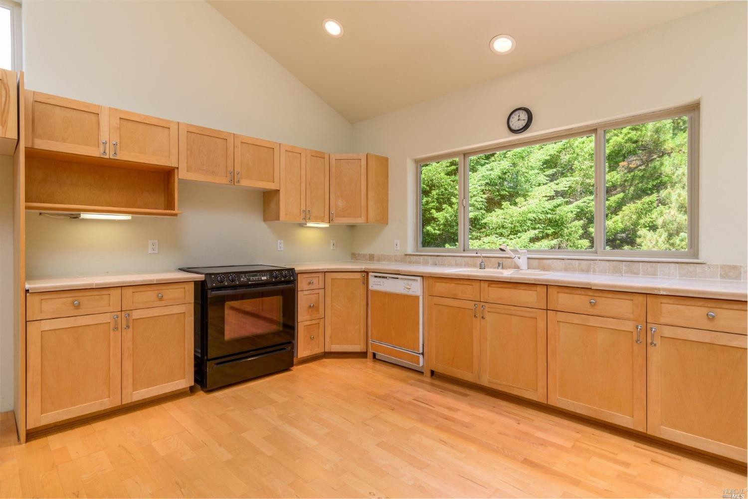 46400 Iversen Drive Gualala CA 95445