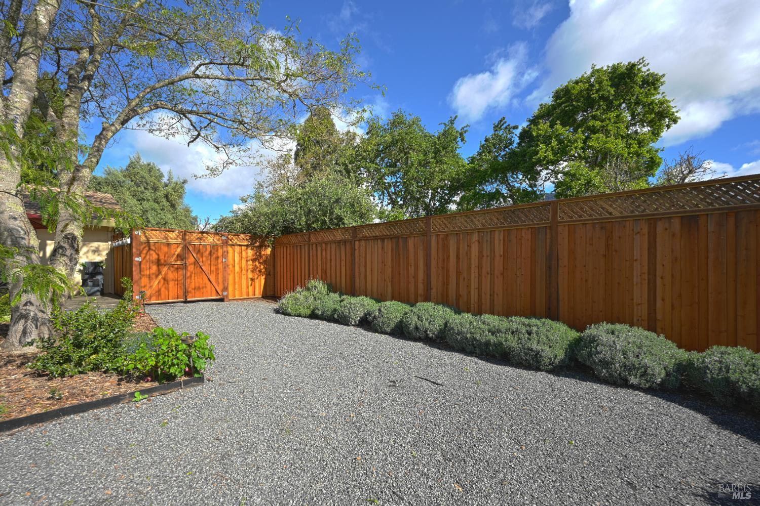 100 Lawndale Road Kenwood CA 95452