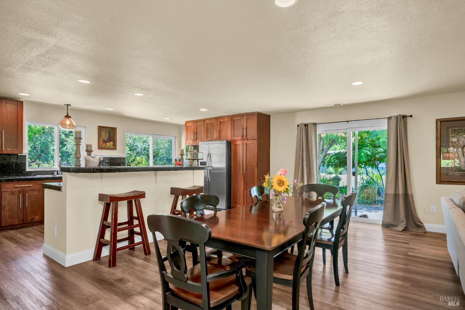 100 Lawndale Road Kenwood CA 95452