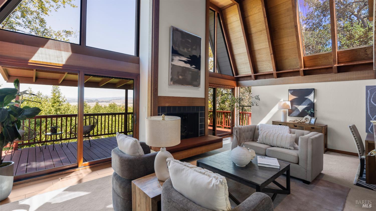 2312 Laguna Vista Drive Novato CA 94945