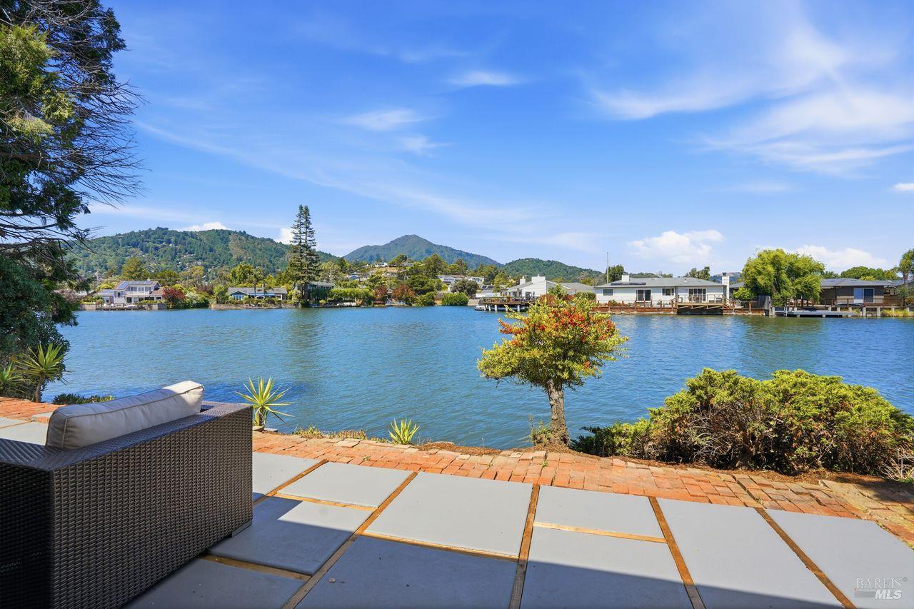 24 Council Crest Drive Corte Madera CA 94925