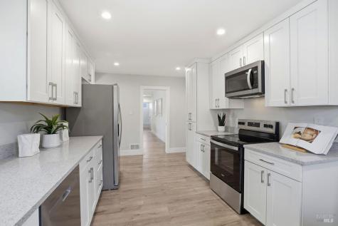24 Council Crest Drive Corte Madera CA 94925
