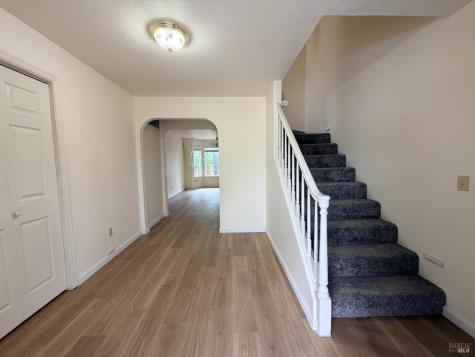 1195 Exeter Drive Santa Rosa CA 95402