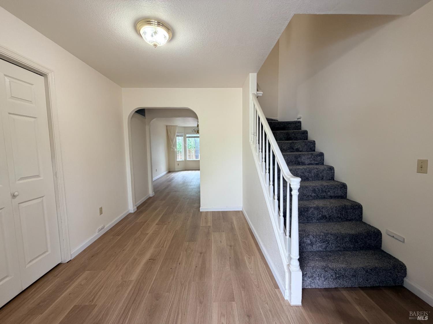 1195 Exeter Drive Santa Rosa CA 95402