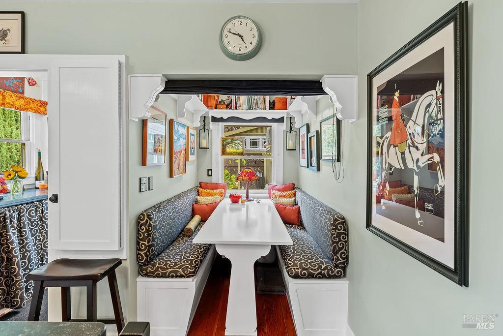 328 Piper Street Healdsburg CA 95448