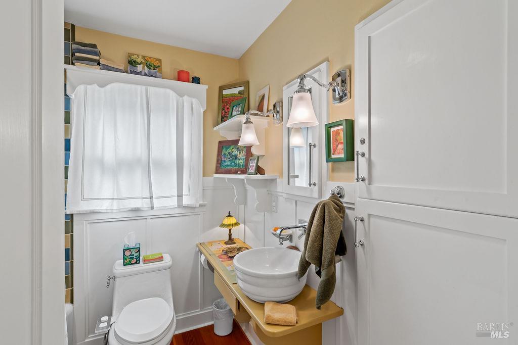328 Piper Street Healdsburg CA 95448