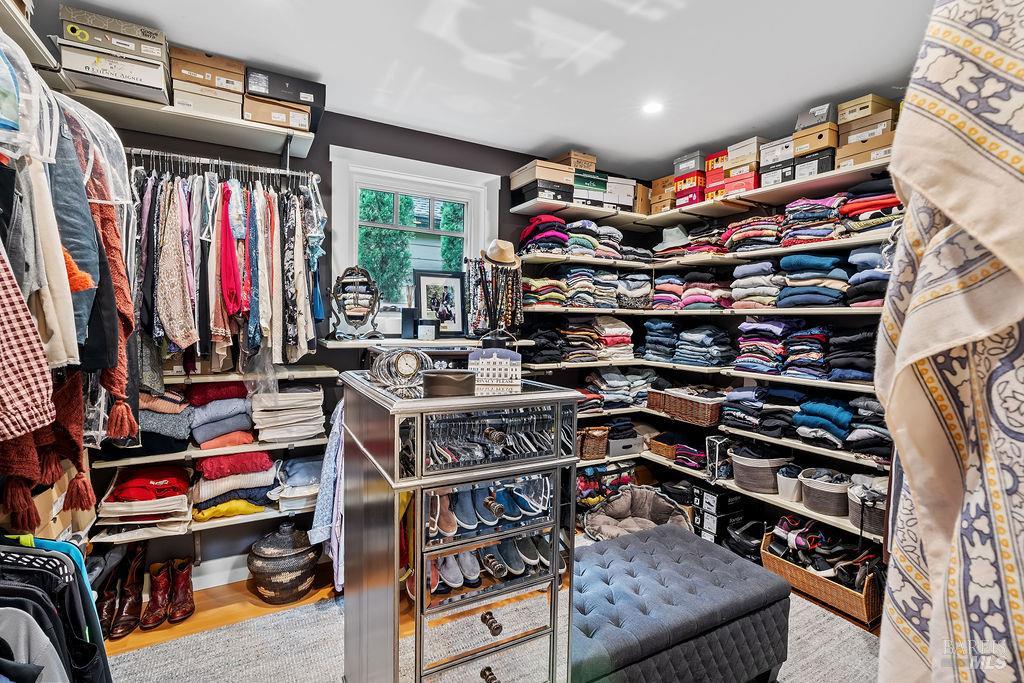 328 Piper Street Healdsburg CA 95448