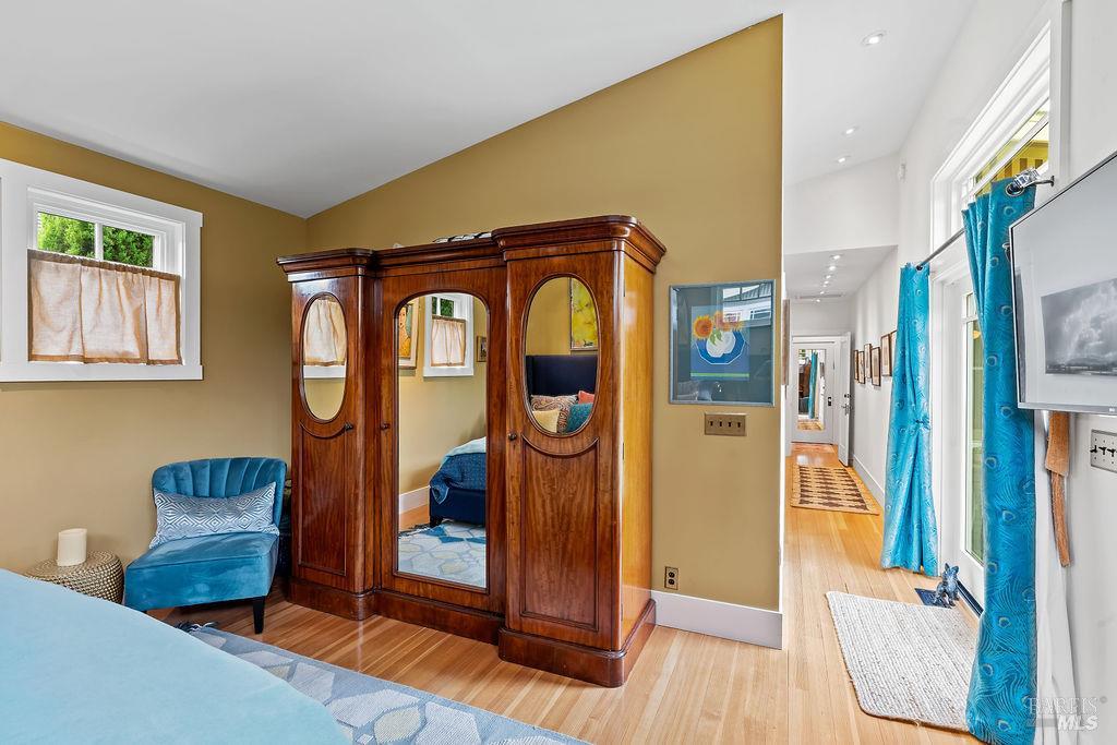 328 Piper Street Healdsburg CA 95448