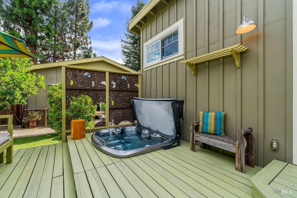 328 Piper Street Healdsburg CA 95448