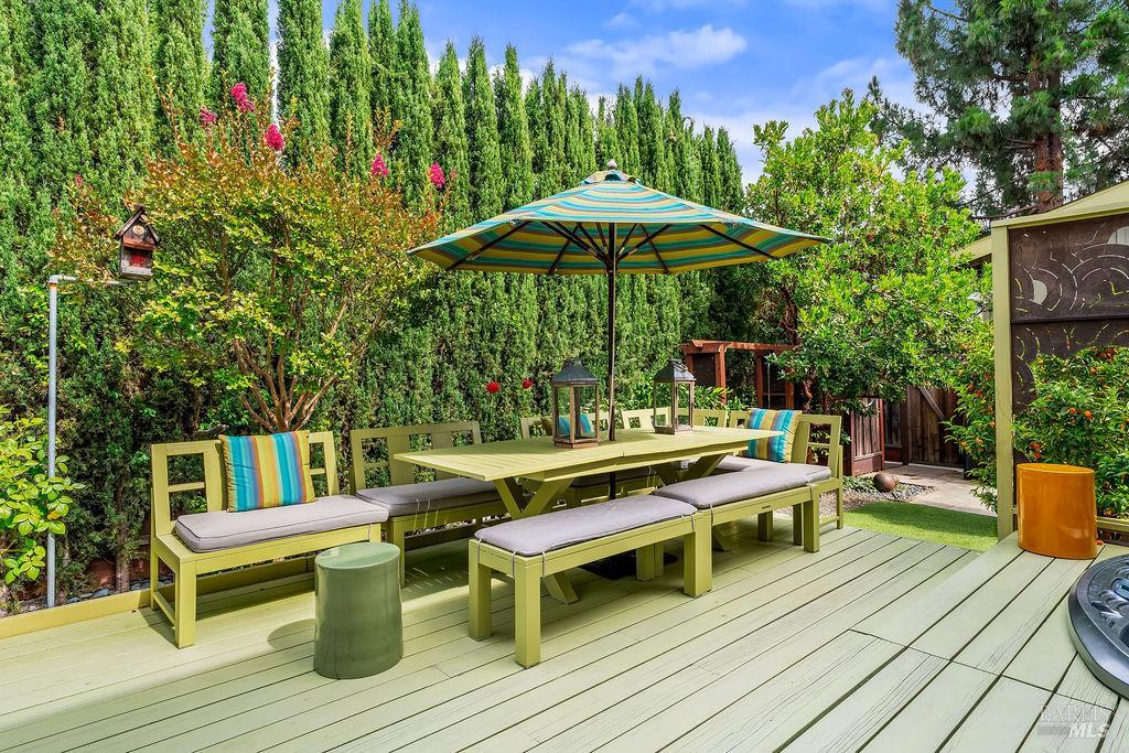 328 Piper Street Healdsburg CA 95448