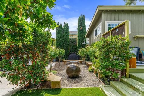 328 Piper Street Healdsburg CA 95448