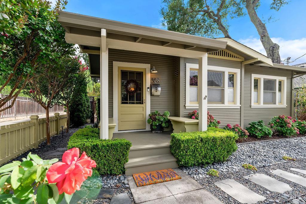 328 Piper Street Healdsburg CA 95448