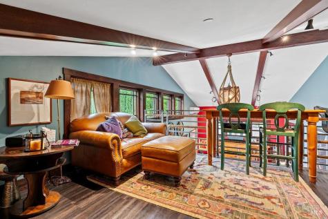 328 Piper Street Healdsburg CA 95448
