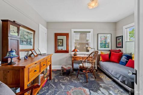 328 Piper Street Healdsburg CA 95448