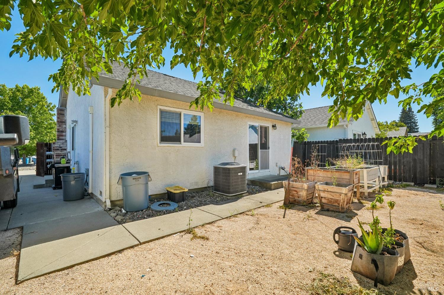 148 Columbia Drive Vacaville CA 95687