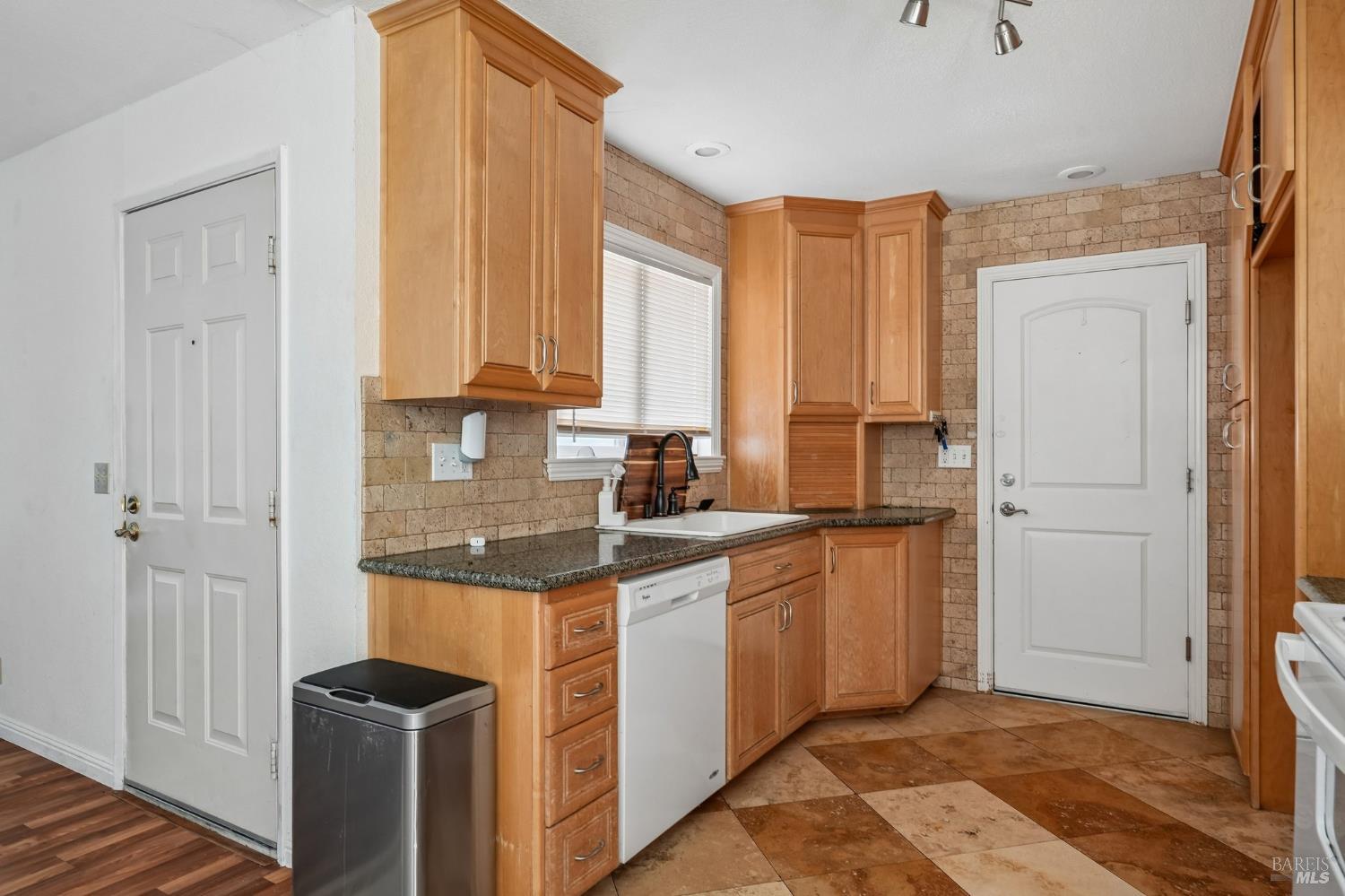 148 Columbia Drive Vacaville CA 95687