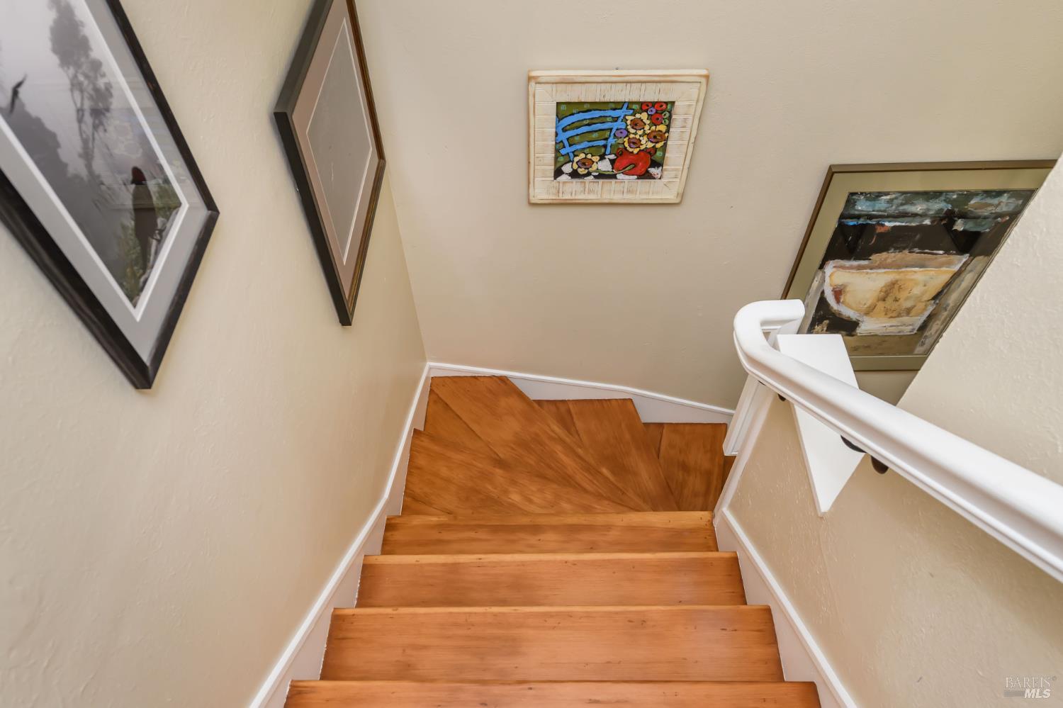 905 Silva Avenue Santa Rosa CA 95404
