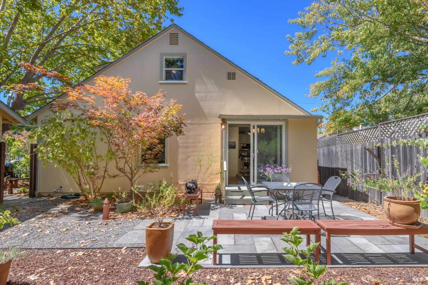 905 Silva Avenue Santa Rosa CA 95404