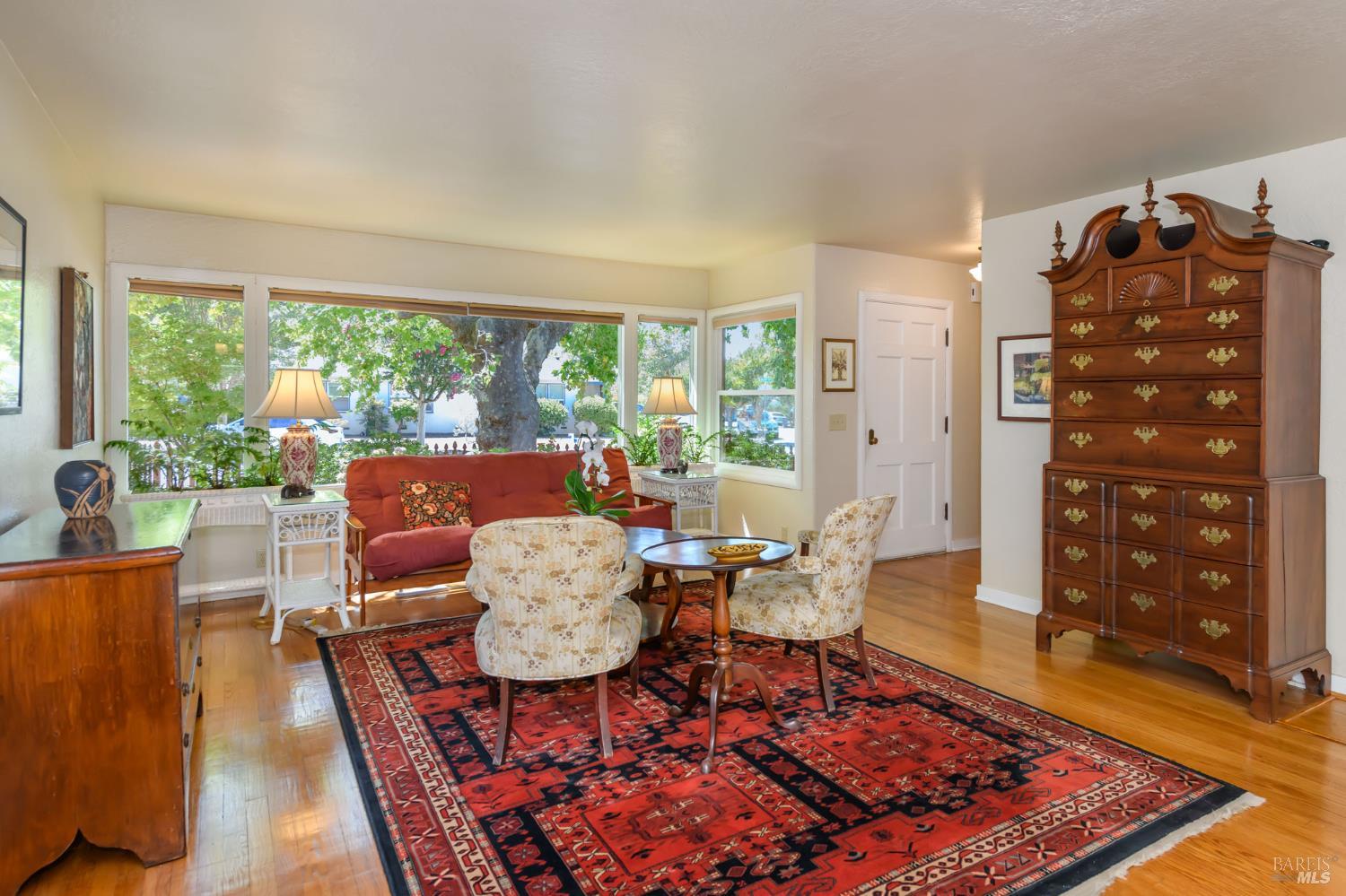 905 Silva Avenue Santa Rosa CA 95404
