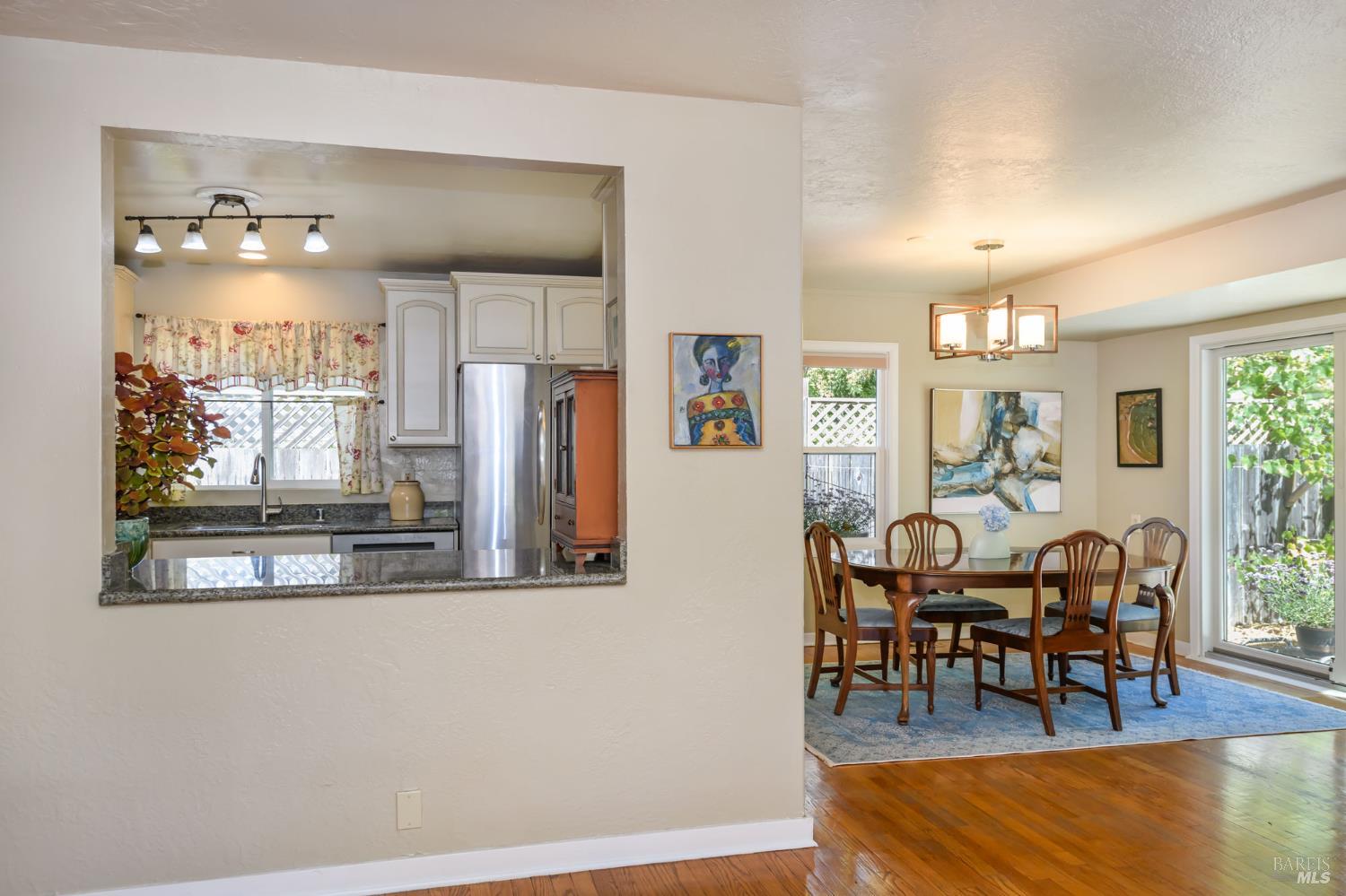 905 Silva Avenue Santa Rosa CA 95404