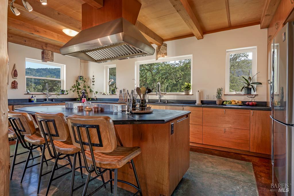 1474 Boonville Road Ukiah CA 95482