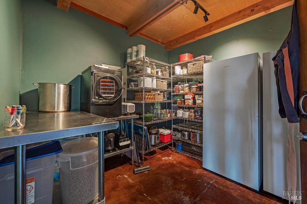 1474 Boonville Road Ukiah CA 95482