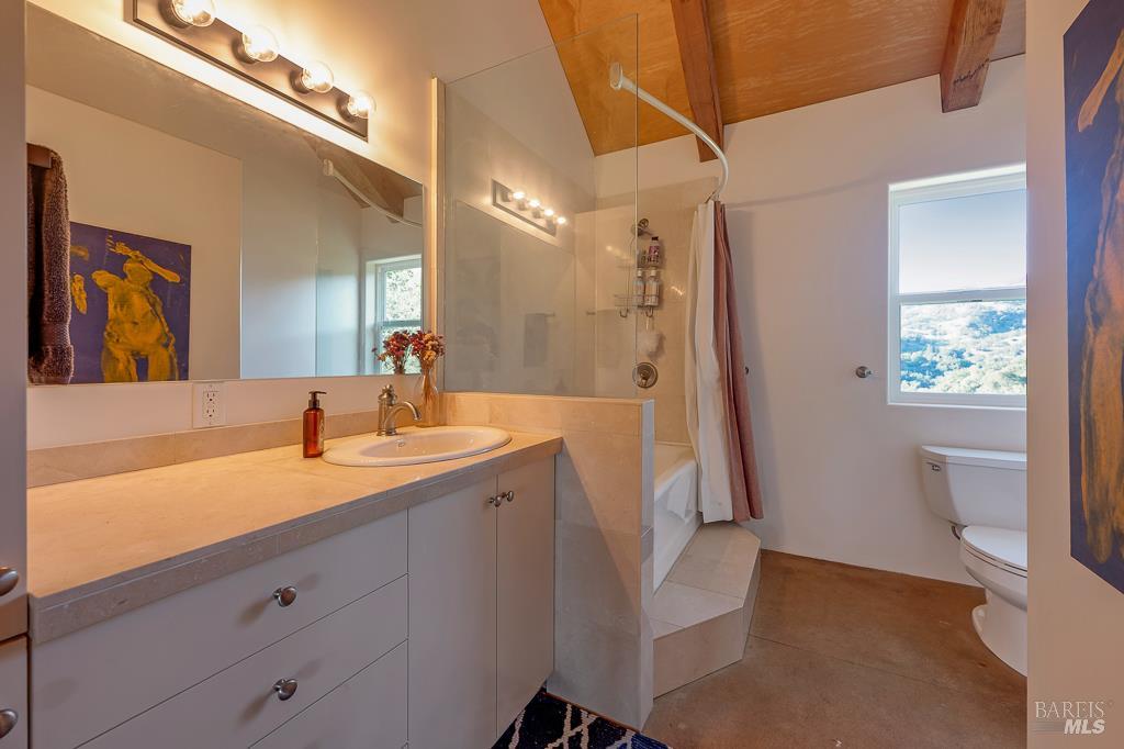 1474 Boonville Road Ukiah CA 95482