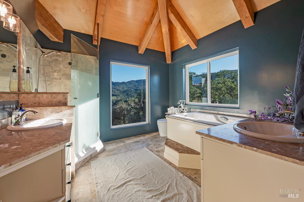 1474 Boonville Road Ukiah CA 95482