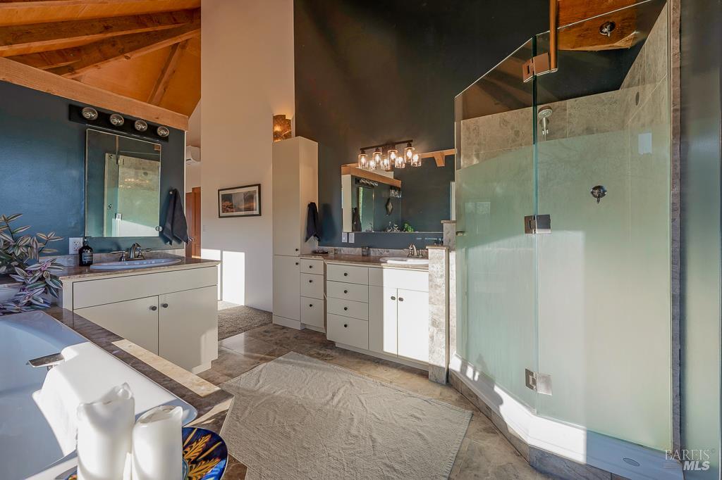 1474 Boonville Road Ukiah CA 95482
