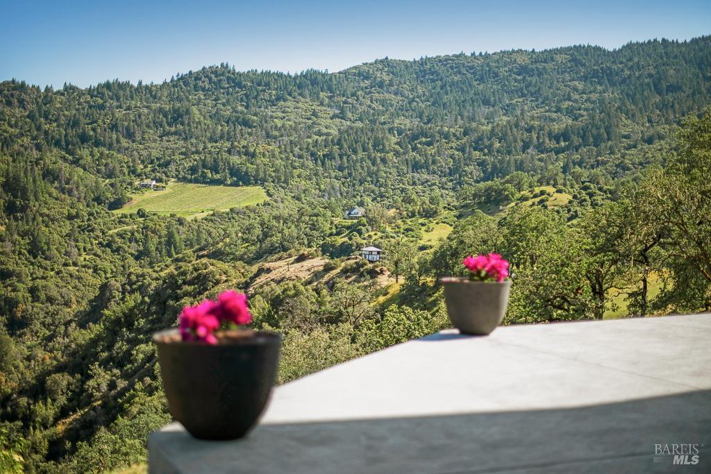 1474 Boonville Road Ukiah CA 95482