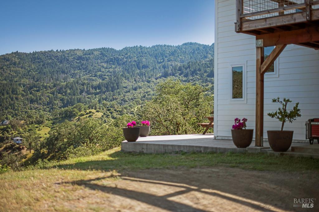 1474 Boonville Road Ukiah CA 95482