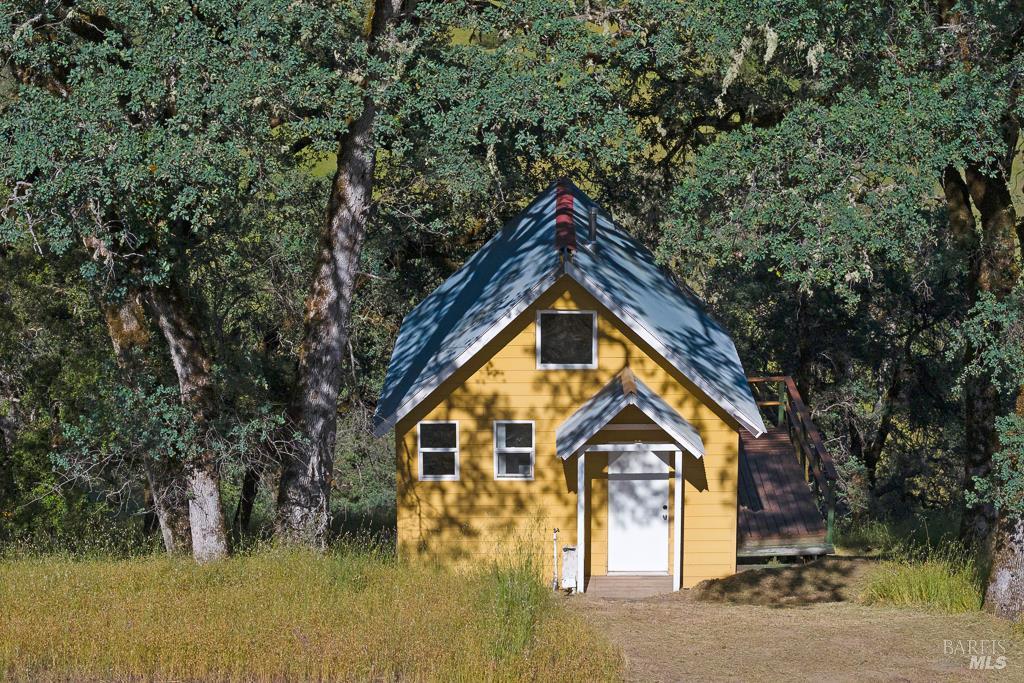 1474 Boonville Road Ukiah CA 95482