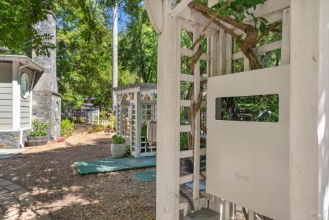 1821 Adobe Canyon Road Kenwood CA 95452