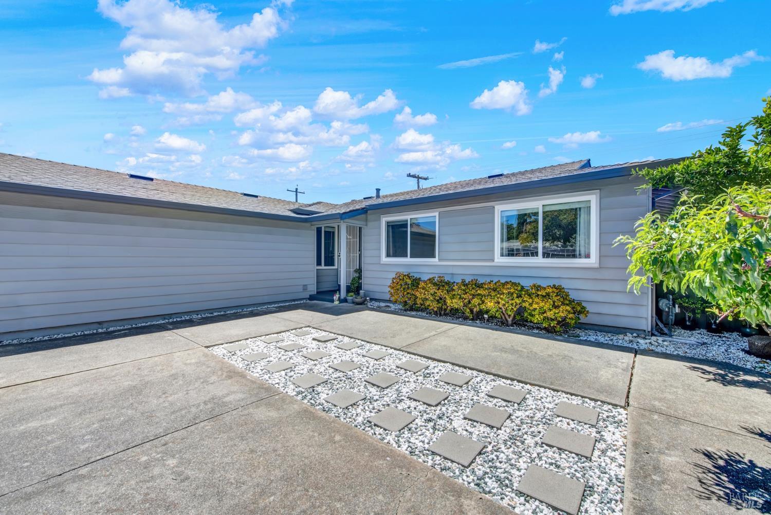2425 Oceanic Drive Fairfield CA 94533