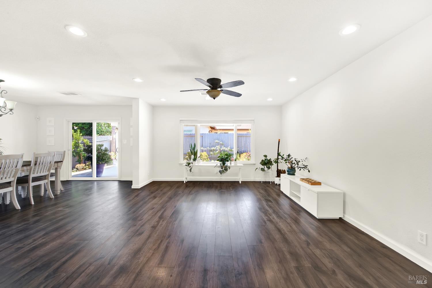 2425 Oceanic Drive Fairfield CA 94533