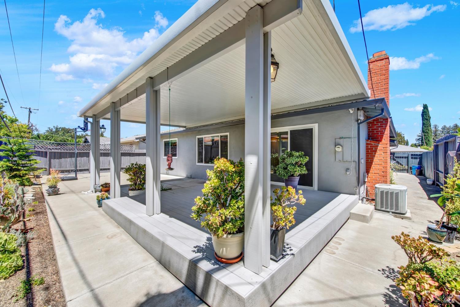 2425 Oceanic Drive Fairfield CA 94533