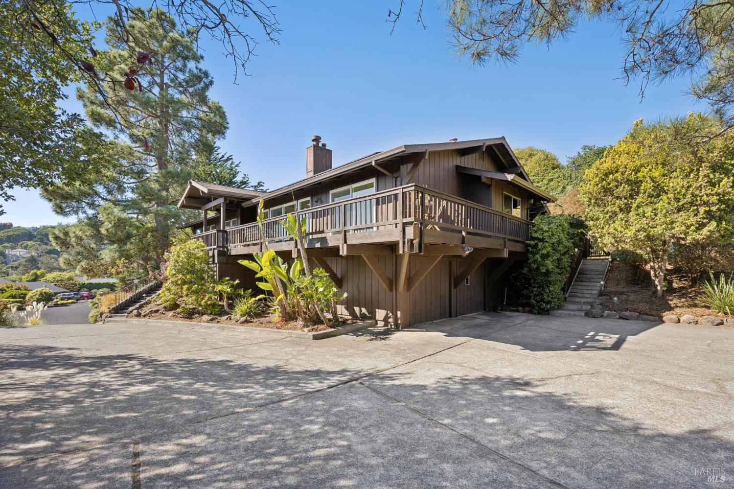 31 Corte San Fernando Tiburon CA 94920
