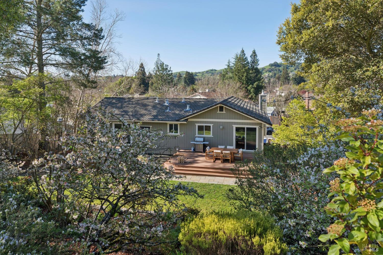 3350 Linda Mesa Way Napa CA 94558