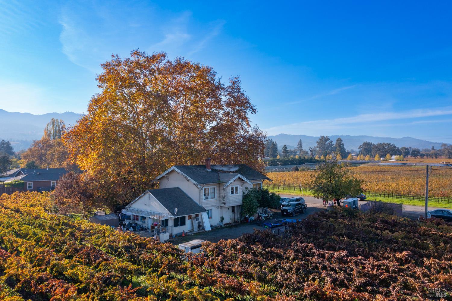 1135 Galleron Road St. Helena CA 94574