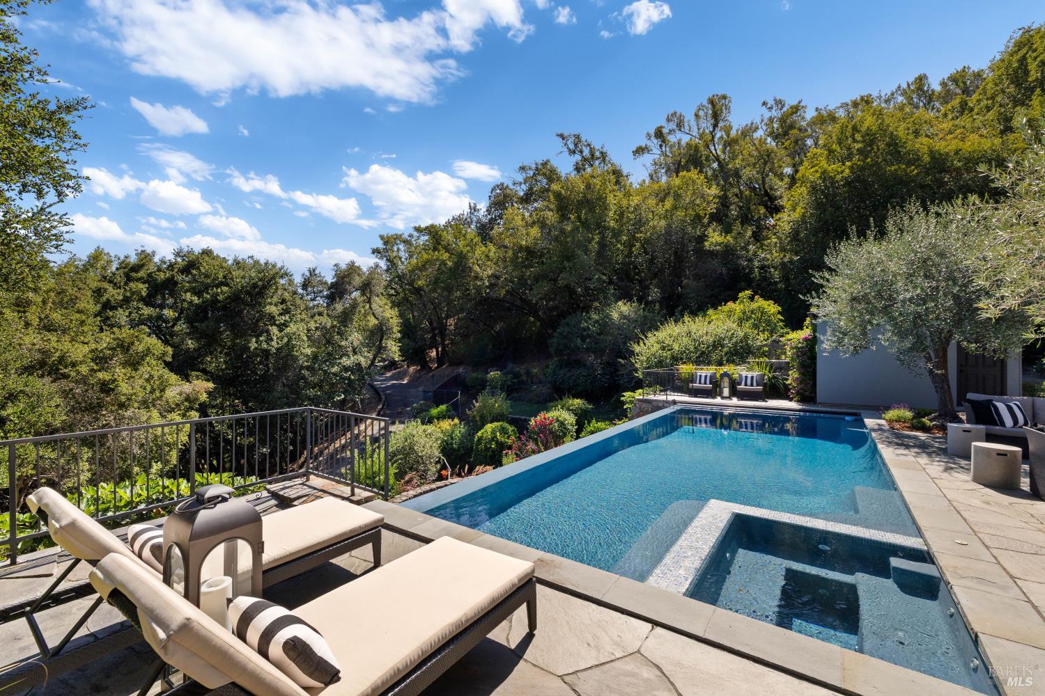 56 Miwok Drive San Anselmo CA 94960